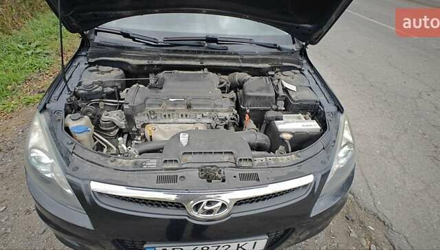 Хендай i30, объемом двигателя 1.98 л и пробегом 225 тыс. км за 7499 $, фото 6 на Automoto.ua