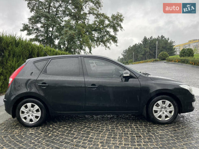 Хендай i30, объемом двигателя 0 л и пробегом 280 тыс. км за 5000 $, фото 4 на Automoto.ua