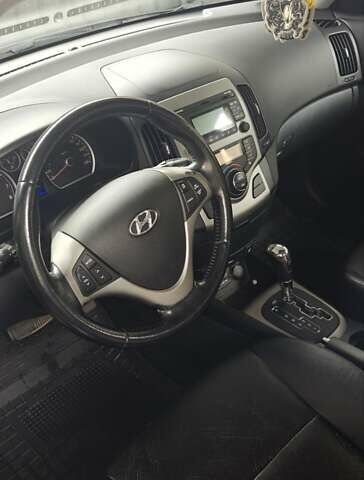 Хендай i30, объемом двигателя 1.98 л и пробегом 225 тыс. км за 7499 $, фото 22 на Automoto.ua