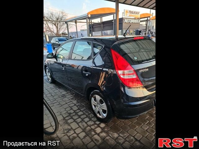 Хендай i30, объемом двигателя 14 л и пробегом 195 тыс. км за 6300 $, фото 1 на Automoto.ua