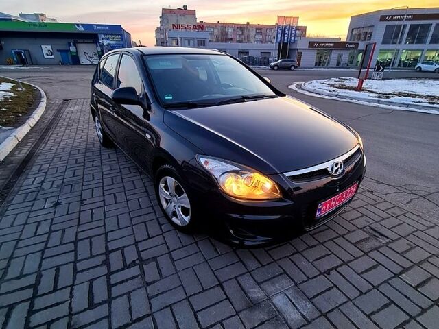 Хендай i30, объемом двигателя 14 л и пробегом 195 тыс. км за 6300 $, фото 10 на Automoto.ua