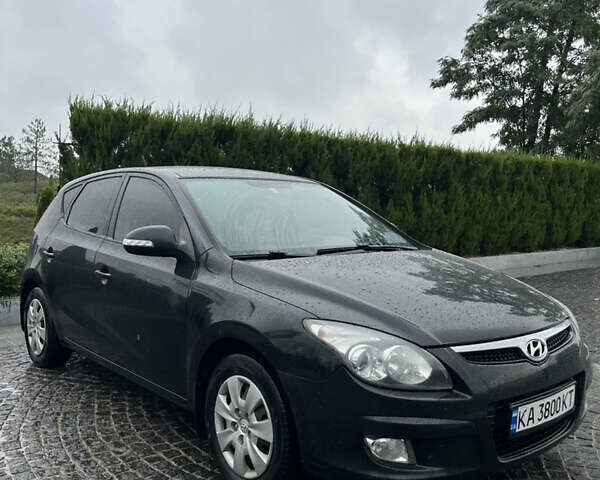 Хендай i30, объемом двигателя 0 л и пробегом 280 тыс. км за 5000 $, фото 1 на Automoto.ua