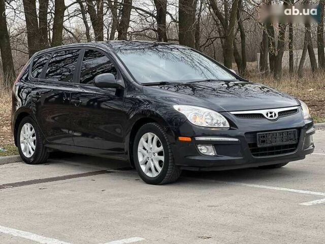 Хендай i30, объемом двигателя 2 л и пробегом 193 тыс. км за 5490 $, фото 4 на Automoto.ua