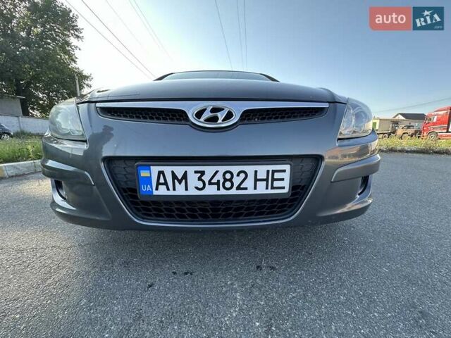 Хендай i30, объемом двигателя 1.58 л и пробегом 226 тыс. км за 5500 $, фото 9 на Automoto.ua