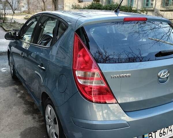 Хендай i30, об'ємом двигуна 1.6 л та пробігом 136 тис. км за 6600 $, фото 10 на Automoto.ua