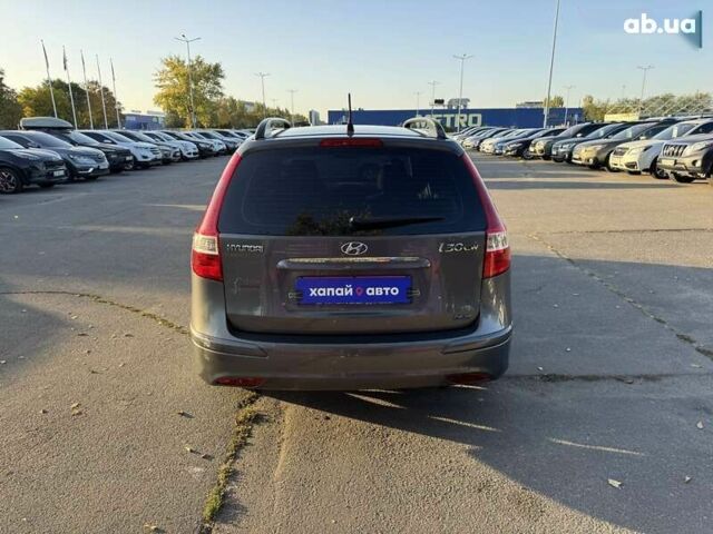Хендай i30, об'ємом двигуна 0 л та пробігом 278 тис. км за 6500 $, фото 5 на Automoto.ua
