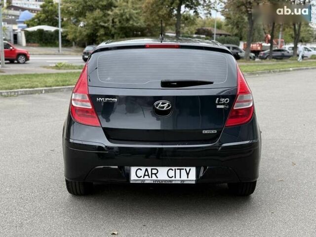 Хендай i30, объемом двигателя 0 л и пробегом 272 тыс. км за 4500 $, фото 5 на Automoto.ua