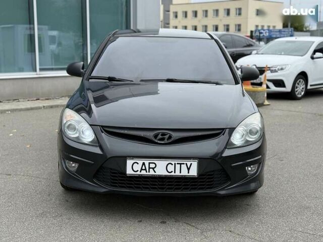 Хендай i30, объемом двигателя 0 л и пробегом 272 тыс. км за 4500 $, фото 1 на Automoto.ua