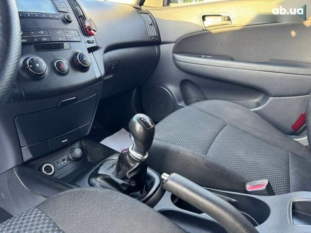 Хендай i30, об'ємом двигуна 0 л та пробігом 278 тис. км за 6500 $, фото 12 на Automoto.ua