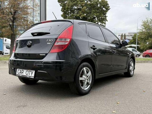 Хендай i30, объемом двигателя 0 л и пробегом 272 тыс. км за 4500 $, фото 6 на Automoto.ua