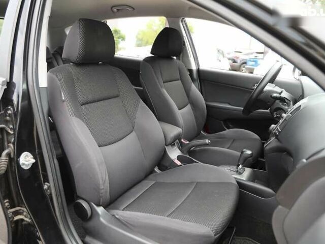 Хендай i30, объемом двигателя 1.6 л и пробегом 177 тыс. км за 8700 $, фото 9 на Automoto.ua