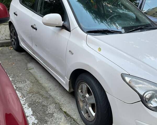 Хендай i30, об'ємом двигуна 0 л та пробігом 199 тис. км за 4499 $, фото 1 на Automoto.ua