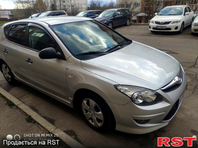 Хендай i30, объемом двигателя 1.6 л и пробегом 118 тыс. км за 7200 $, фото 1 на Automoto.ua