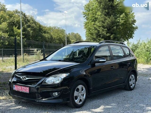Хендай i30, объемом двигателя 1.4 л и пробегом 148 тыс. км за 6500 $, фото 9 на Automoto.ua