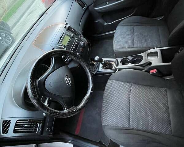 Хендай i30, об'ємом двигуна 0 л та пробігом 199 тис. км за 4499 $, фото 9 на Automoto.ua