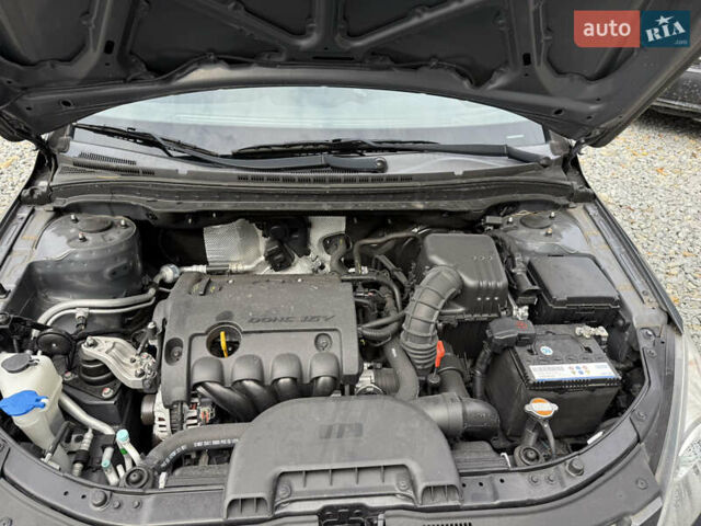 Хендай i30, объемом двигателя 0 л и пробегом 49 тыс. км за 9300 $, фото 16 на Automoto.ua