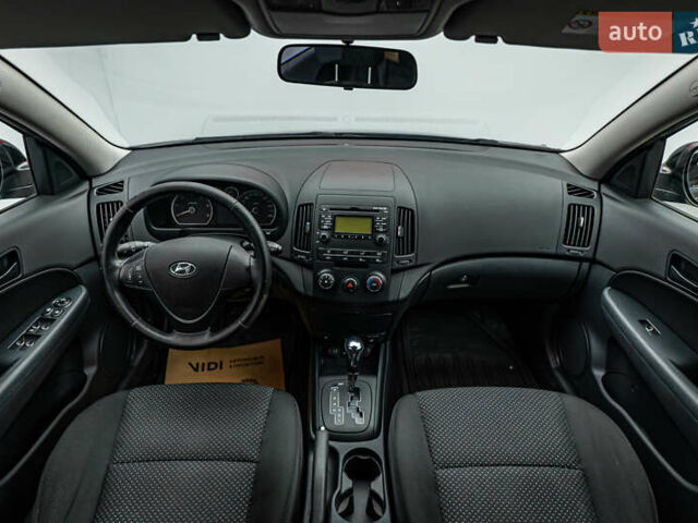 Хендай i30, объемом двигателя 1.6 л и пробегом 129 тыс. км за 9021 $, фото 9 на Automoto.ua