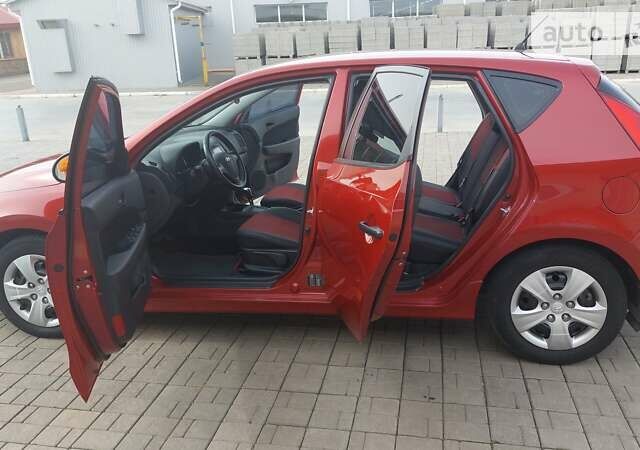 Хендай i30, объемом двигателя 1.58 л и пробегом 154 тыс. км за 8500 $, фото 15 на Automoto.ua