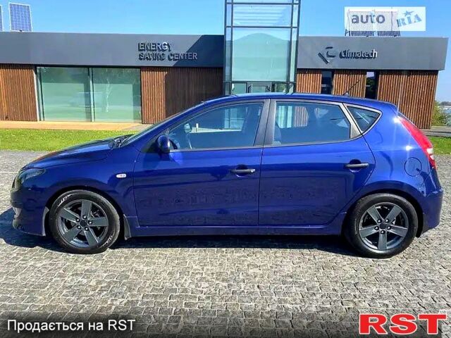Хендай i30, объемом двигателя 1.6 л и пробегом 184 тыс. км за 7800 $, фото 1 на Automoto.ua