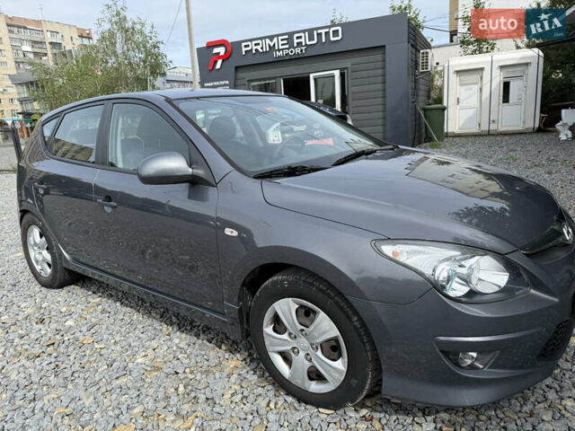 Хендай i30, объемом двигателя 0 л и пробегом 49 тыс. км за 9300 $, фото 4 на Automoto.ua