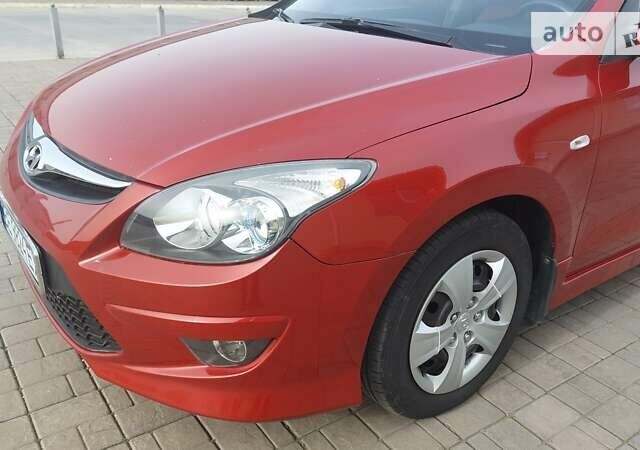 Хендай i30, об'ємом двигуна 1.58 л та пробігом 154 тис. км за 8500 $, фото 4 на Automoto.ua