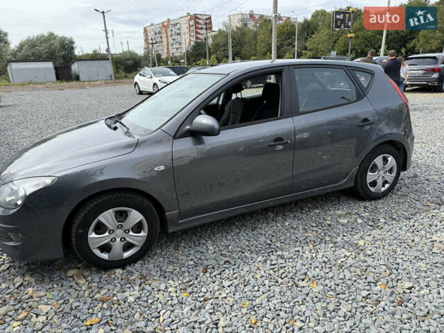 Хендай i30, объемом двигателя 0 л и пробегом 49 тыс. км за 9300 $, фото 1 на Automoto.ua
