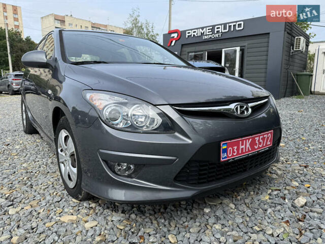 Хендай i30, объемом двигателя 0 л и пробегом 49 тыс. км за 9300 $, фото 5 на Automoto.ua