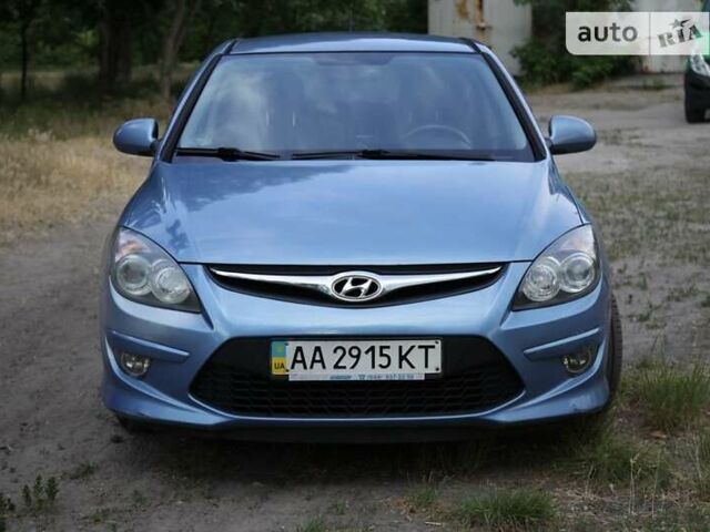 Хендай i30, объемом двигателя 1.4 л и пробегом 143 тыс. км за 6699 $, фото 2 на Automoto.ua