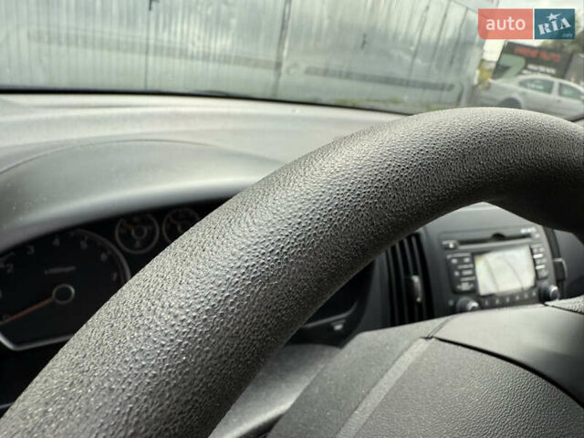 Хендай i30, объемом двигателя 0 л и пробегом 49 тыс. км за 9300 $, фото 13 на Automoto.ua