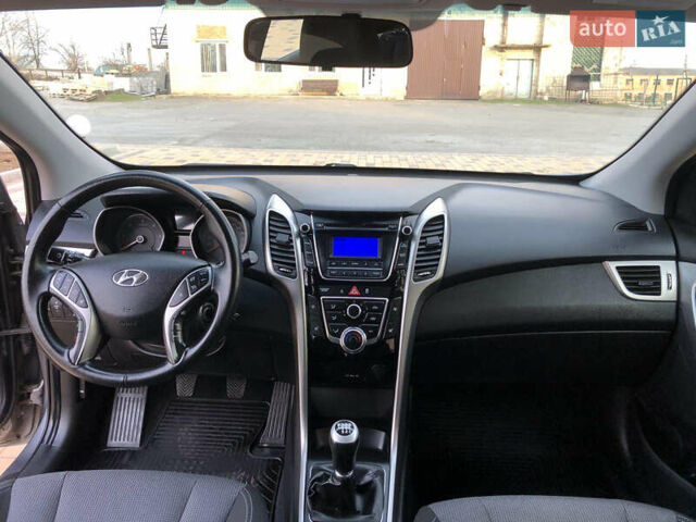 Хендай i30, об'ємом двигуна 1.58 л та пробігом 175 тис. км за 8900 $, фото 22 на Automoto.ua