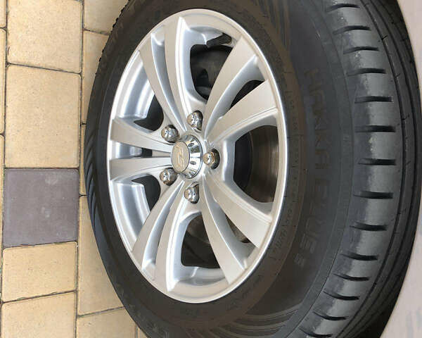 Хендай i30, об'ємом двигуна 1.58 л та пробігом 175 тис. км за 8900 $, фото 10 на Automoto.ua