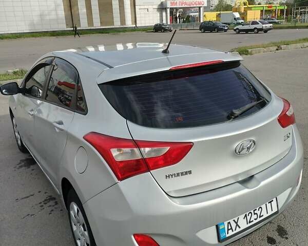 Хендай i30, объемом двигателя 1.4 л и пробегом 161 тыс. км за 7400 $, фото 1 на Automoto.ua