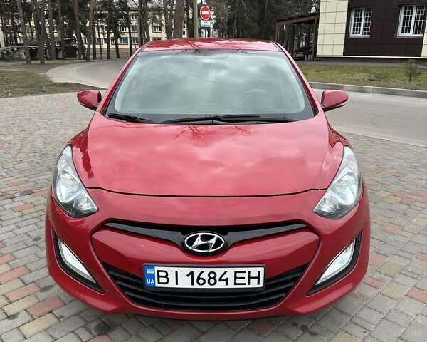 Хендай i30, об'ємом двигуна 1.59 л та пробігом 148 тис. км за 9100 $, фото 10 на Automoto.ua