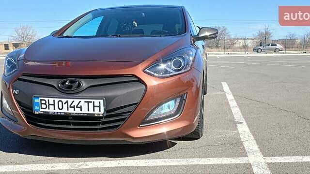 Хендай i30, объемом двигателя 1.59 л и пробегом 222 тыс. км за 9000 $, фото 6 на Automoto.ua