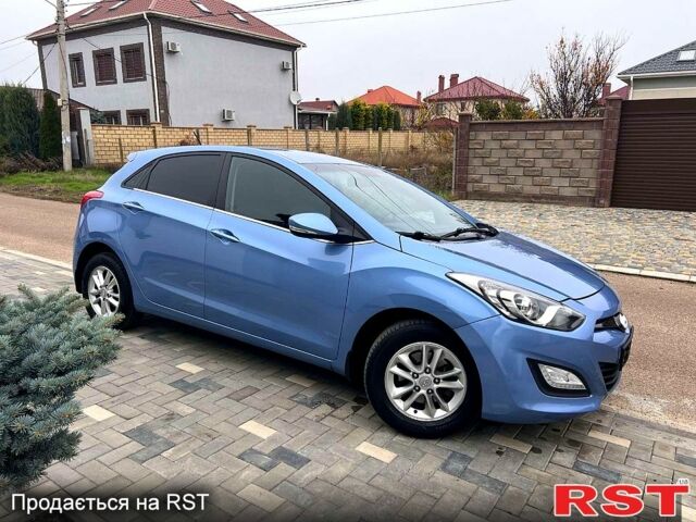 Хендай i30, об'ємом двигуна 1.6 л та пробігом 170 тис. км за 9800 $, фото 6 на Automoto.ua