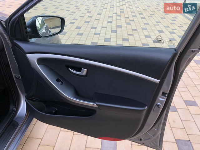 Хендай i30, об'ємом двигуна 1.58 л та пробігом 175 тис. км за 8900 $, фото 8 на Automoto.ua