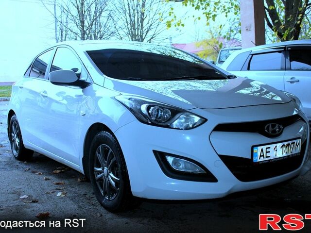 Хендай i30, объемом двигателя 1.4 л и пробегом 126 тыс. км за 8700 $, фото 1 на Automoto.ua