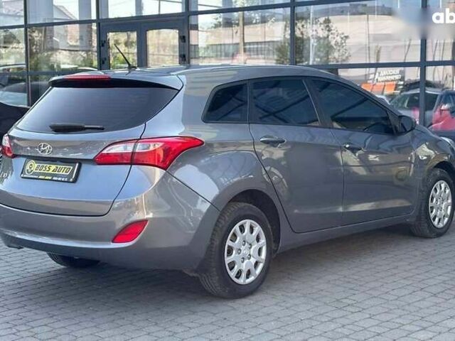 Хендай i30, об'ємом двигуна 1.6 л та пробігом 153 тис. км за 9300 $, фото 5 на Automoto.ua