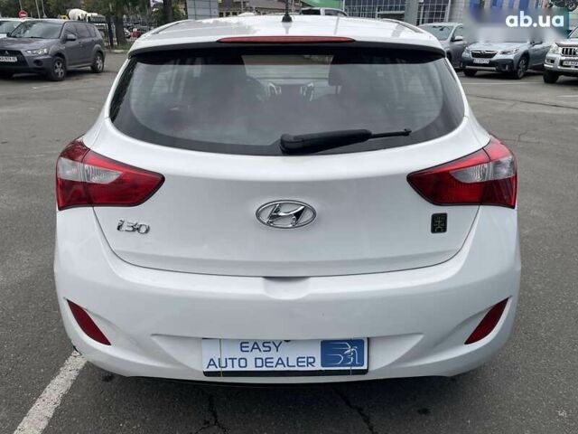 Хендай i30 2013 в Киеве на Automoto.ua Хендай i30, объемом двигателя 0 л и пробегом 198 тыс. км за 6690 $, фото 5 на Automoto.ua