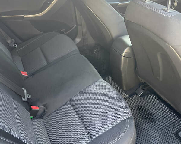 Хендай i30, объемом двигателя 1.4 л и пробегом 130 тыс. км за 7700 $, фото 20 на Automoto.ua