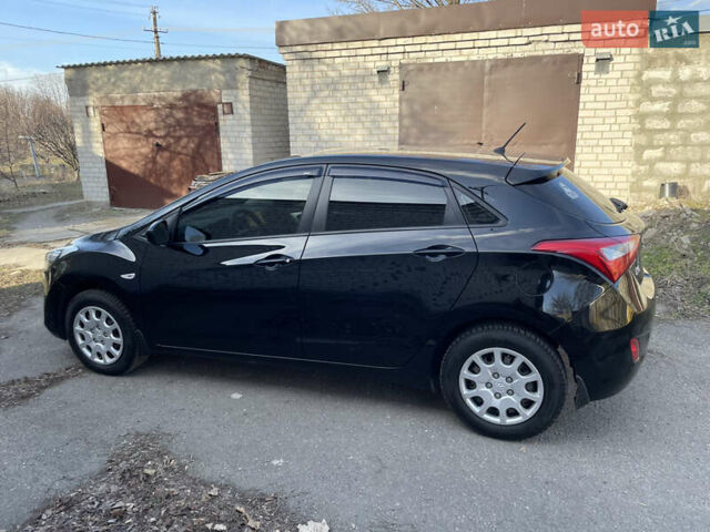 Хендай i30, объемом двигателя 1.4 л и пробегом 130 тыс. км за 7700 $, фото 7 на Automoto.ua