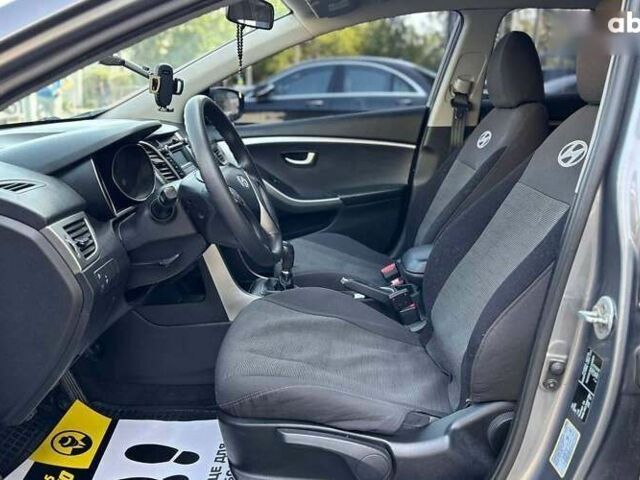 Хендай i30, об'ємом двигуна 1.6 л та пробігом 153 тис. км за 9300 $, фото 8 на Automoto.ua