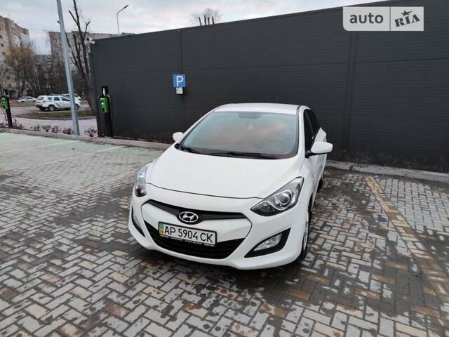 Хендай i30, об'ємом двигуна 1.4 л та пробігом 70 тис. км за 10200 $, фото 7 на Automoto.ua