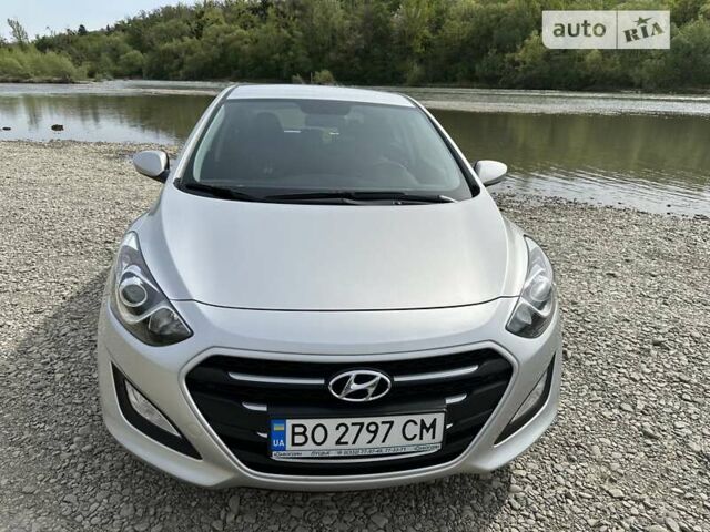 Хендай i30, объемом двигателя 1.37 л и пробегом 102 тыс. км за 12300 $, фото 12 на Automoto.ua