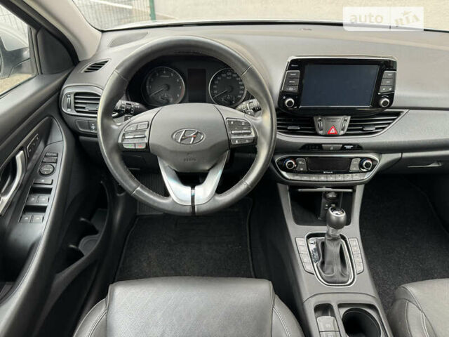 Хендай i30, об'ємом двигуна 1.4 л та пробігом 52 тис. км за 15900 $, фото 13 на Automoto.ua