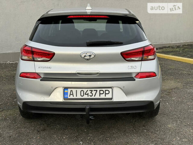 Хендай i30, об'ємом двигуна 1.4 л та пробігом 52 тис. км за 15900 $, фото 2 на Automoto.ua