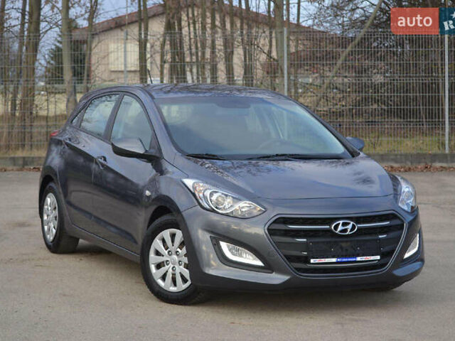 Хендай i30, об'ємом двигуна 1.6 л та пробігом 180 тис. км за 10000 $, фото 2 на Automoto.ua