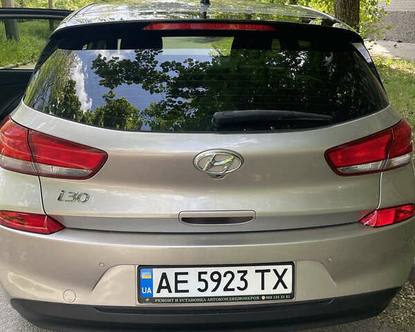 Хендай i30, объемом двигателя 1.6 л и пробегом 43 тыс. км за 15900 $, фото 10 на Automoto.ua