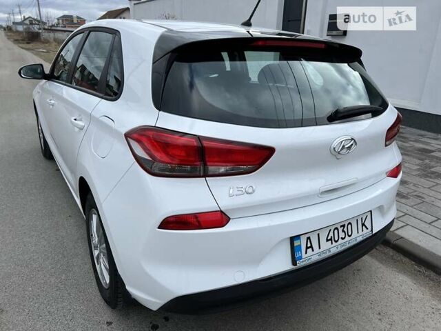 Хендай i30, об'ємом двигуна 1.59 л та пробігом 68 тис. км за 16700 $, фото 16 на Automoto.ua