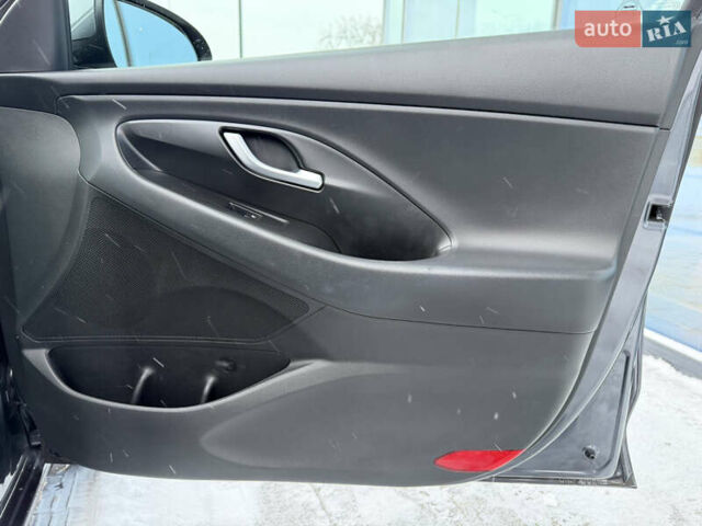 Хендай i30, об'ємом двигуна 1.4 л та пробігом 120 тис. км за 15200 $, фото 29 на Automoto.ua